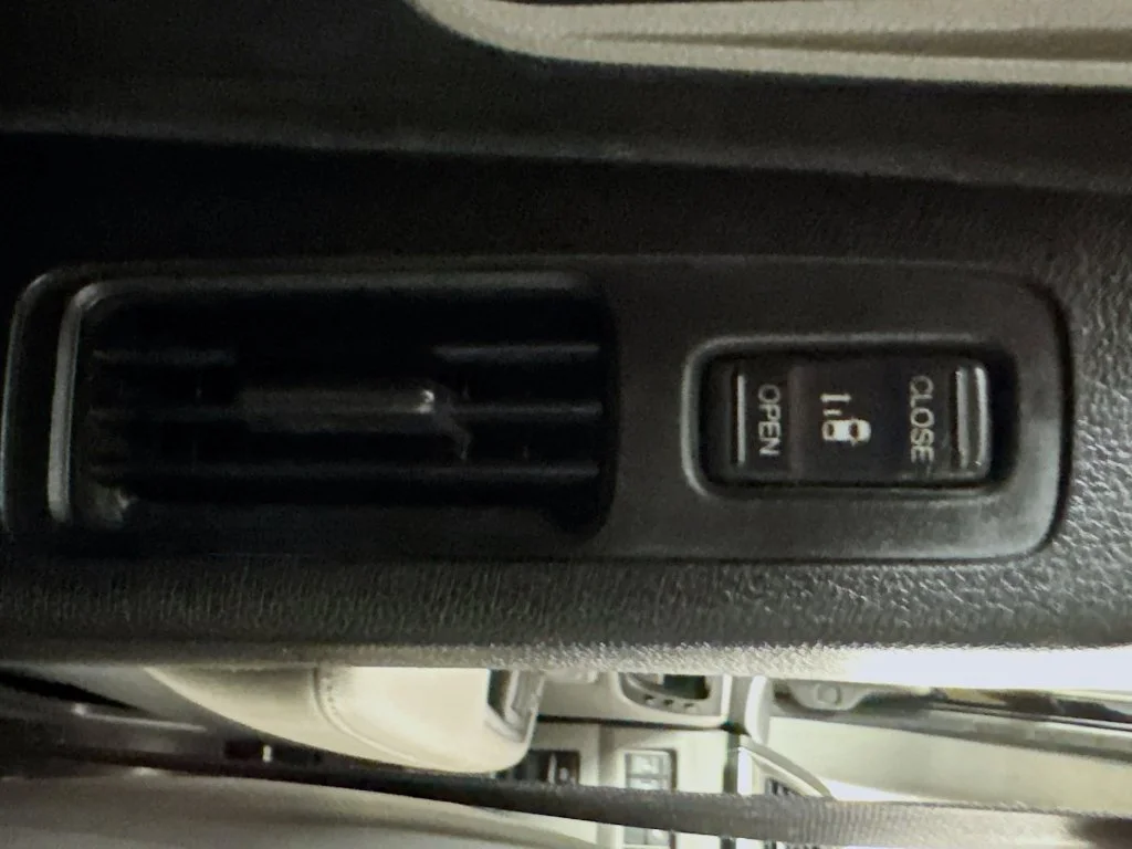 Certified Used 2019 Crystal Black Pearl Honda Touring image 35
