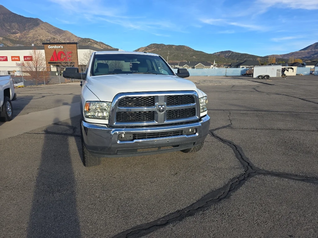 Used 2015 Bright White Clearcoat Ram Tradesman image 23