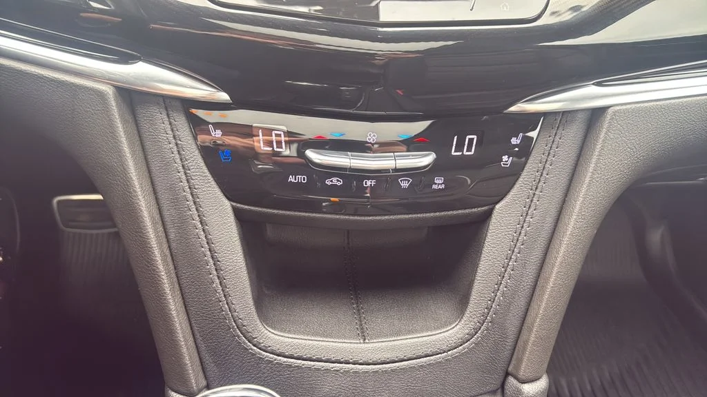Used 2023 White Cadillac Sport image 26