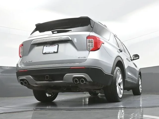 Used 2023 Silver Ford Platinum image 40