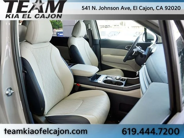 New 2026 White Kia EX image 16