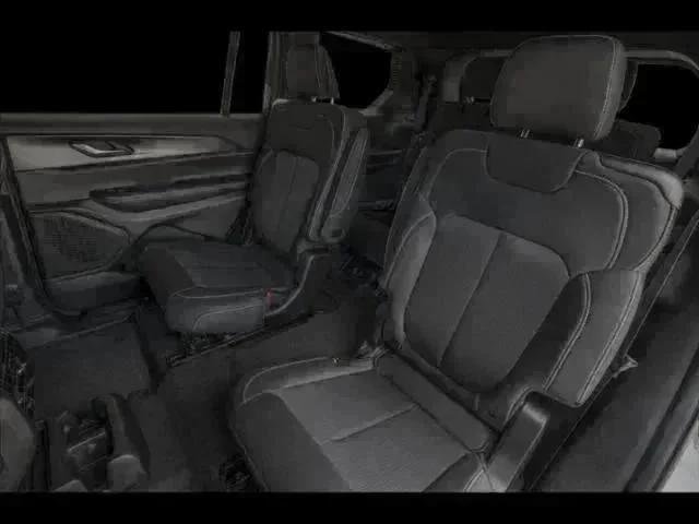 2025 Jeep Grand Cherokee L Altitude - Photo 10