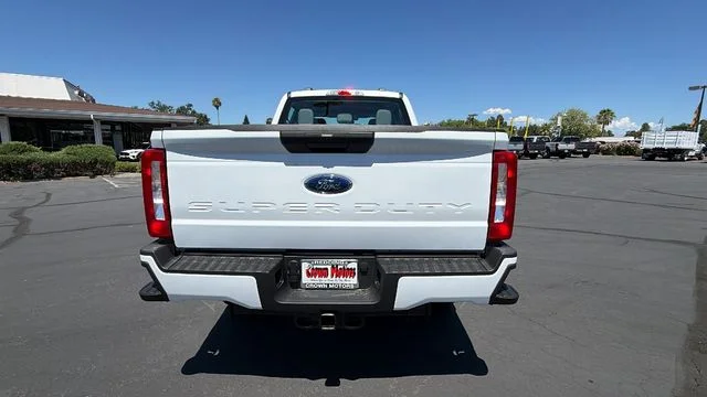 New 2026 Oxford White Ford F-250® XL image 5