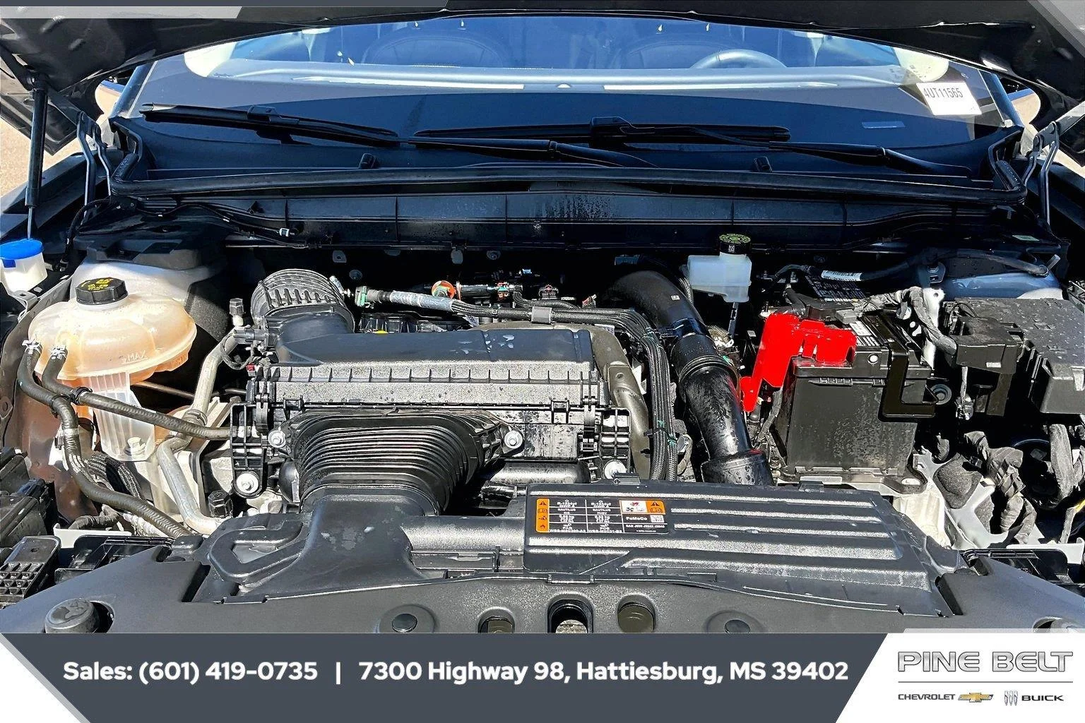 Used 2025 Lustrous Gray Metallic Lincoln Premiere image 8