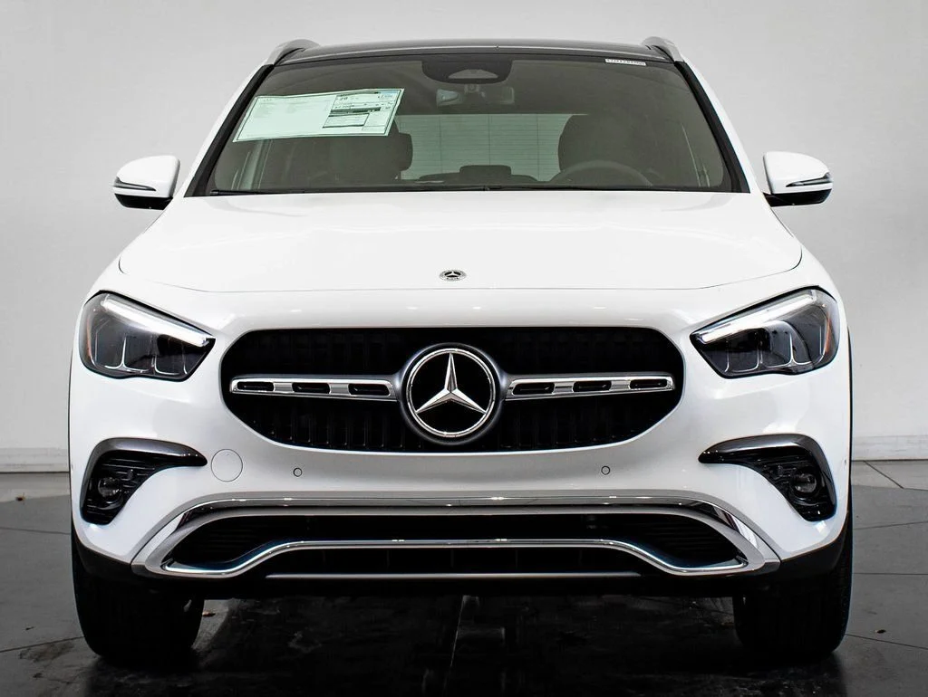 Used 2026 Polar White Mercedes-Benz GLA 250 image 2