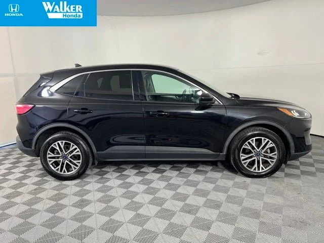 Used 2022 Black Ford SEL image 9