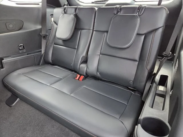 New 2026 Carbonized Gray Metallic Ford Tremor® image 32