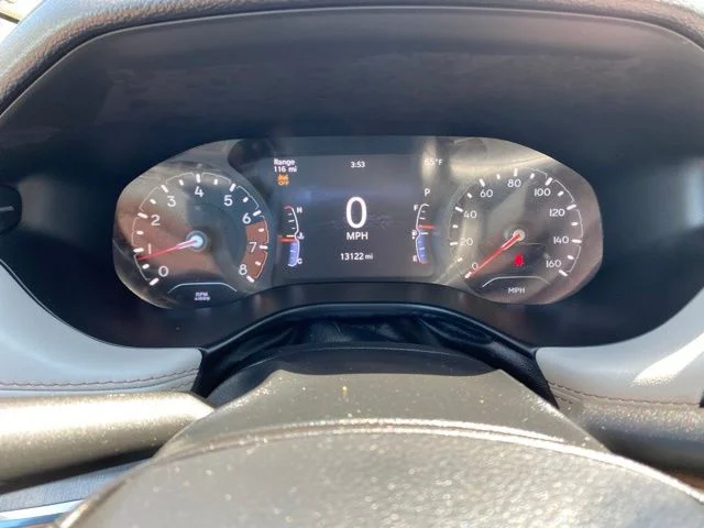 Used 2023 Gray Jeep Limited image 13