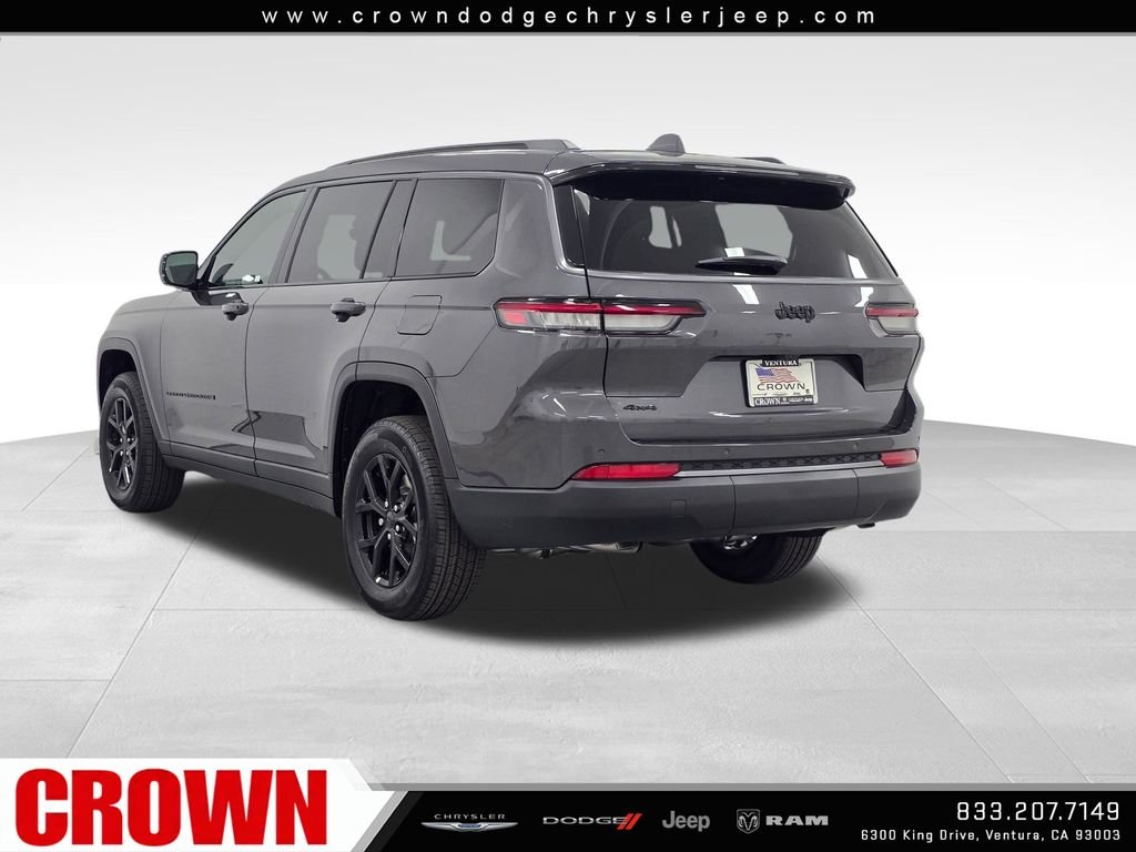 New 2026 Baltic Gray Metallic Clear-Coat Exterior Paint Jeep Laredo image 7