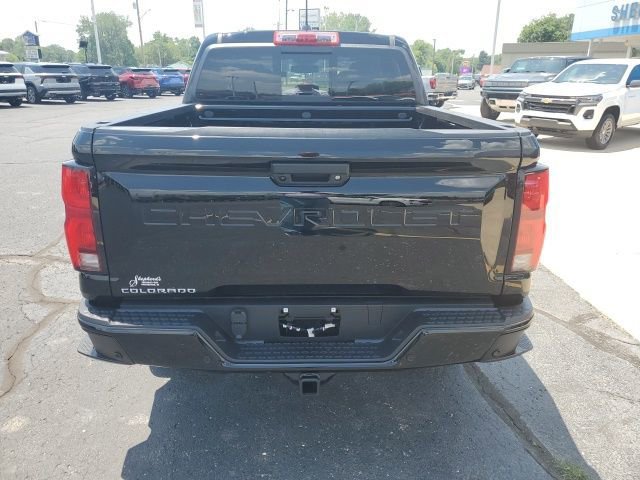 2025 Chevrolet Colorado LT - Photo 6