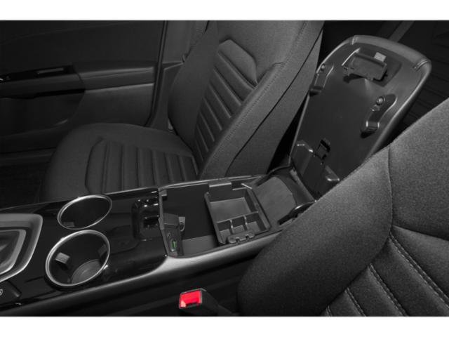 Used 2015  Ford SE image 17