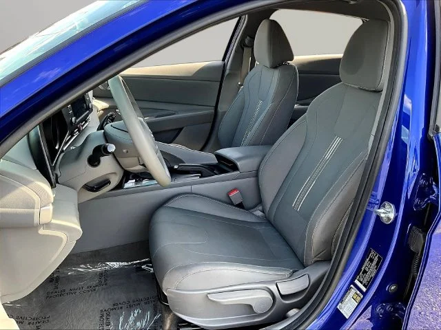 Used 2023 Blue Hyundai SEL image 23