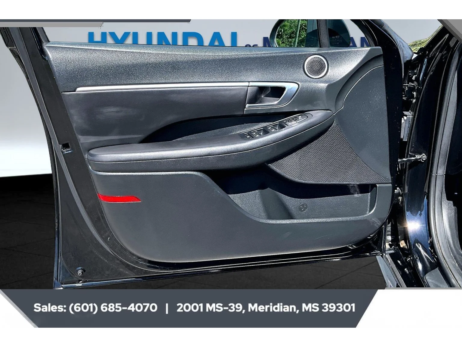 Used 2023 Onyx Black Hyundai SEL image 17