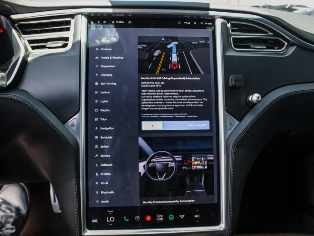 Used 2018 Solid Black Tesla P100D image 19