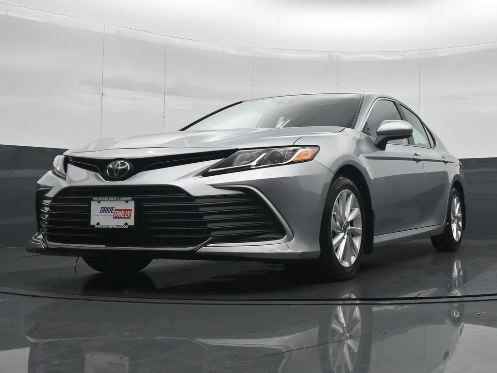 Used 2024 Silver Toyota LE image 25