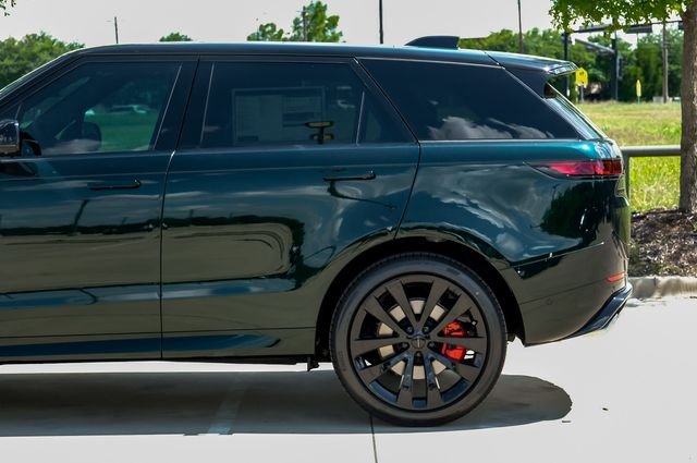 New 2026  Land Rover Dynamic SE image 14
