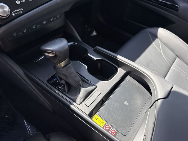 Certified Used 2025 White Lexus 350 Ultra Luxury image 21