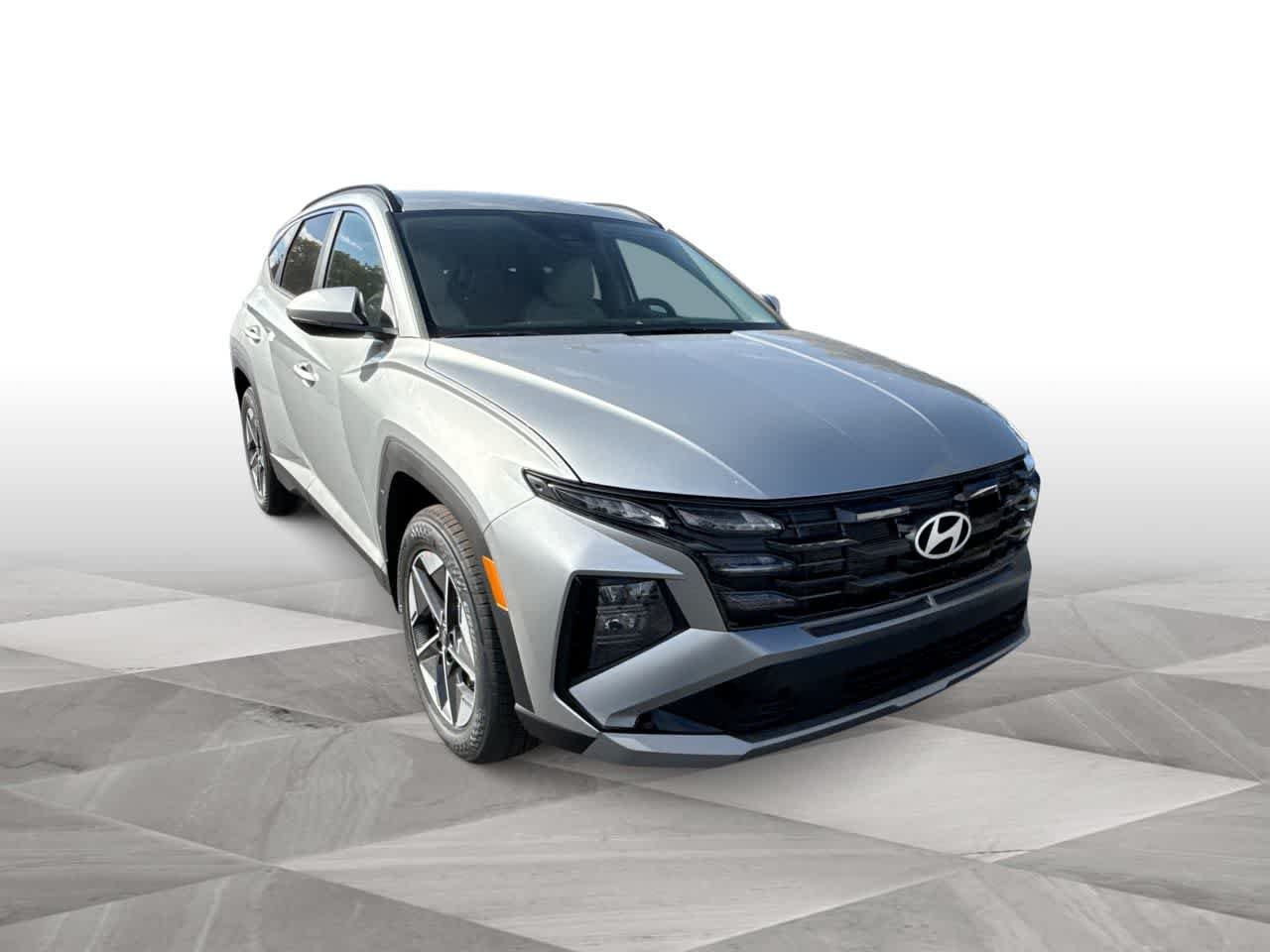 New 2026 Shimmering Silver Hyundai SEL FWD image 2