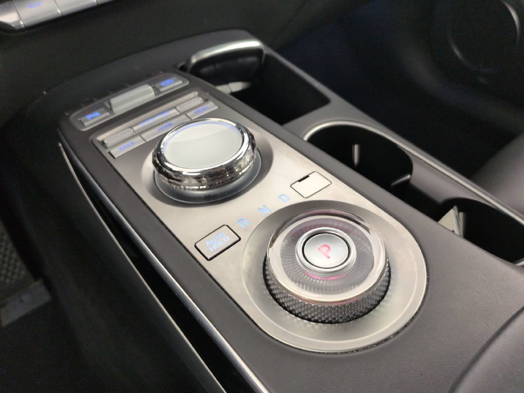 2025 GENESIS GV70 Standard - Photo 25