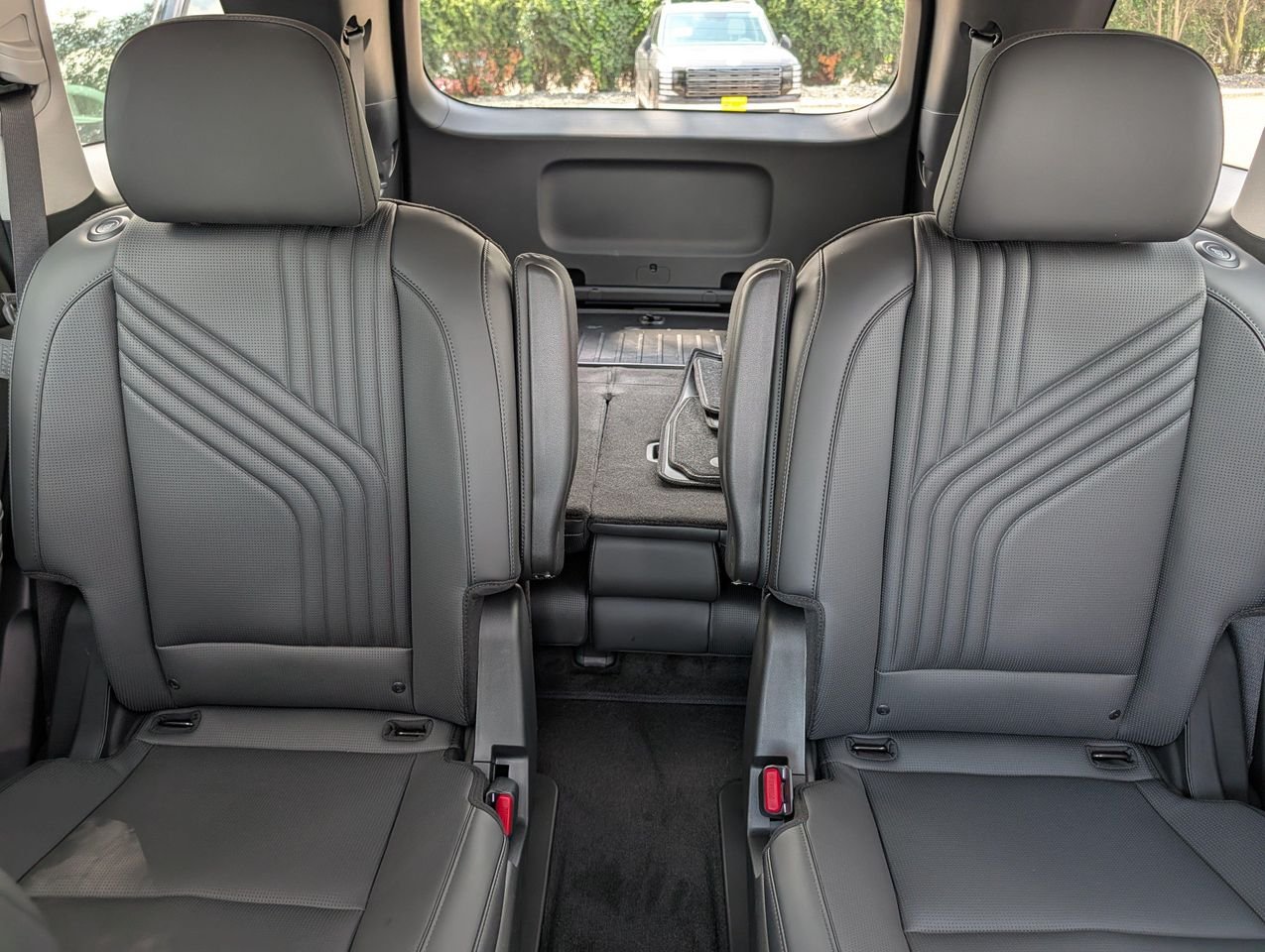New 2026 Ecotronic Gray Pearl Hyundai SEL Premium 7P image 7