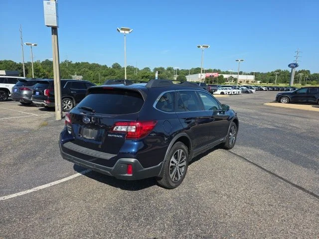 Used 2018 Blue Subaru 2.5i image 3