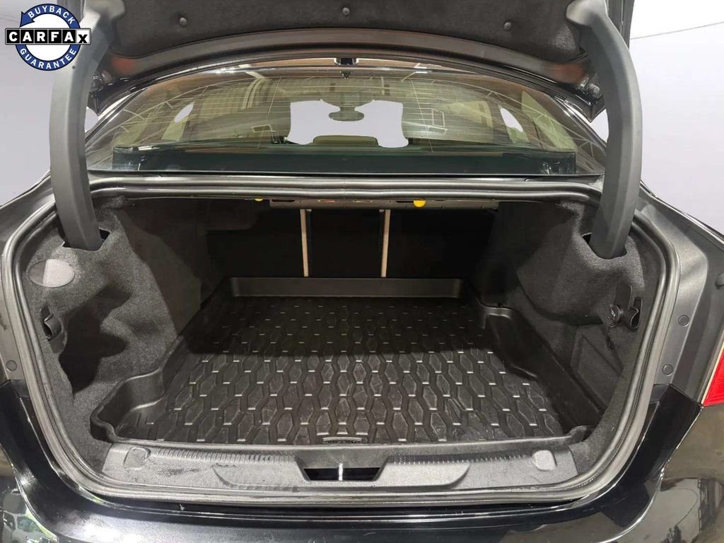 Used 2019  Jaguar 25t Prestige image 28