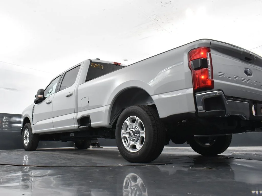 New 2026 White Ford XLT image 33