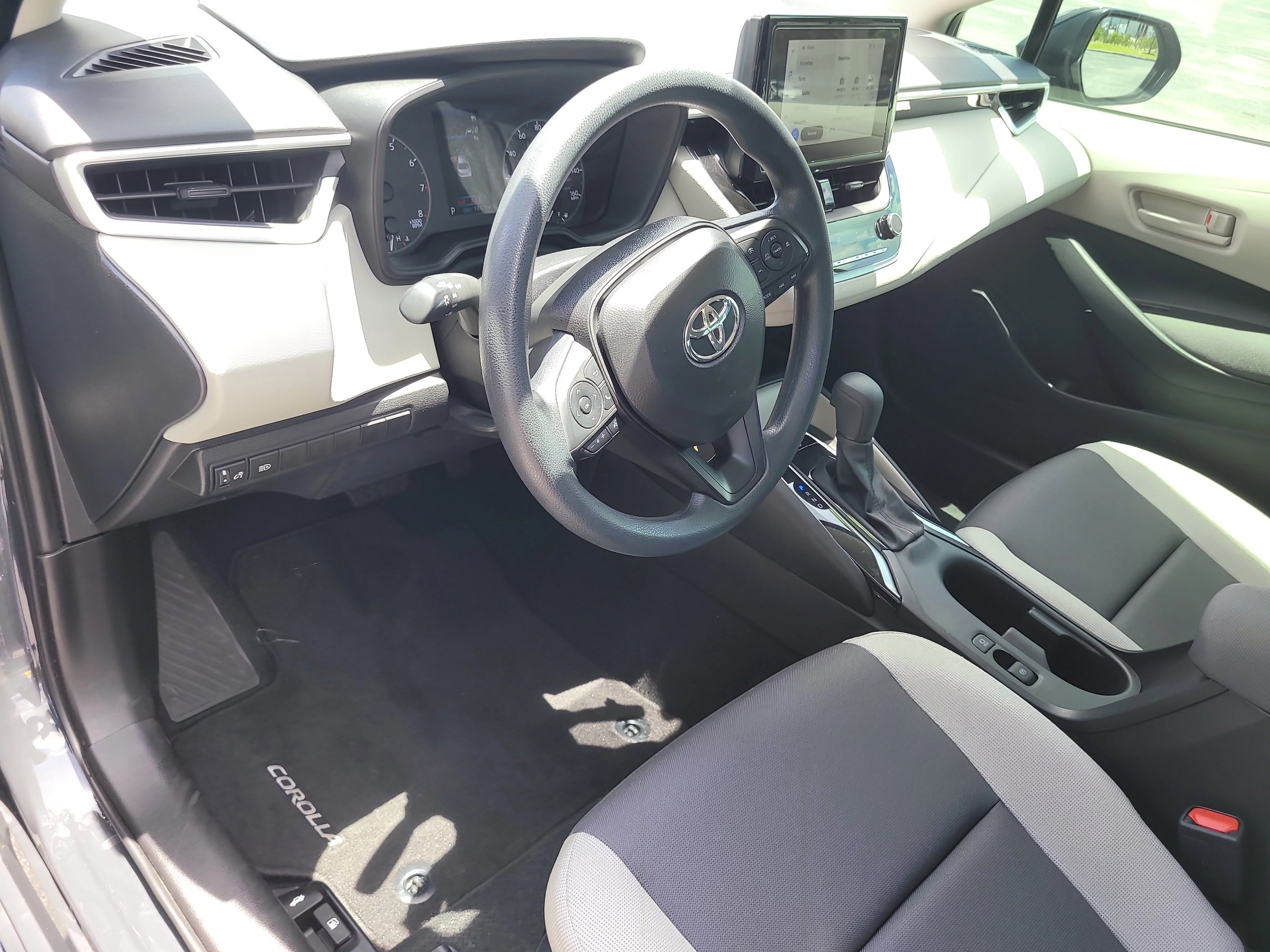 Certified Used 2025 Underground Toyota LE image 18