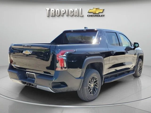 New 2026 Black Chevrolet LT - Extended Range image 5