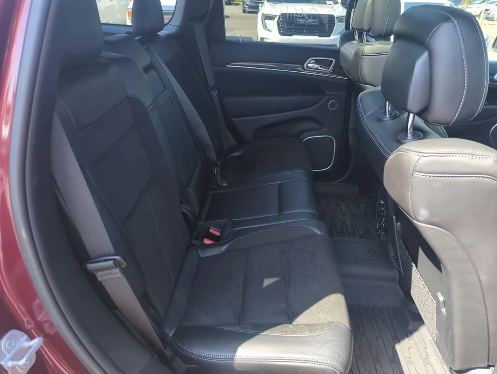 Used 2019 Red Jeep SRT image 30