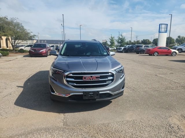 Used 2021 Steel Metallic GMC SLT image 4