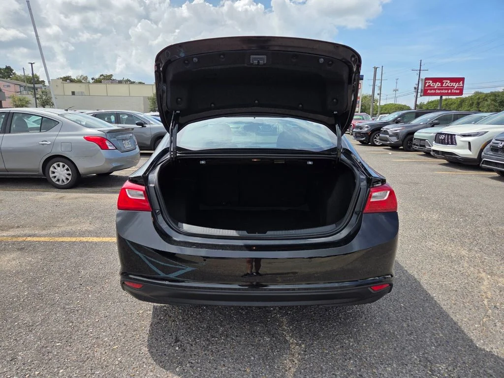 Used 2025 Black Chevrolet LT image 25