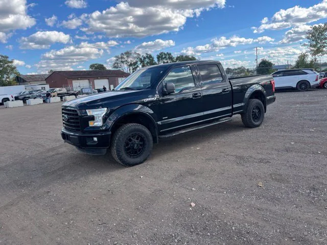 Used 2016 Black Ford XLT image 4