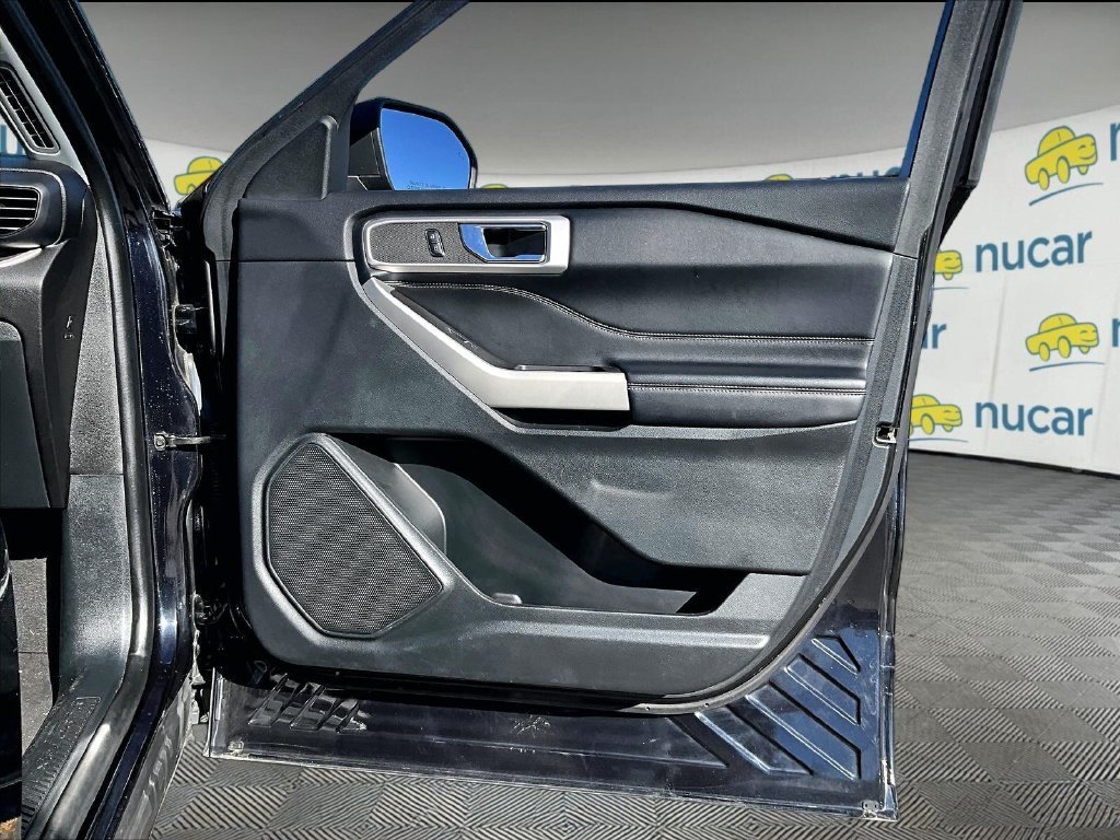 Used 2021 Black Metallic Ford XLT image 12