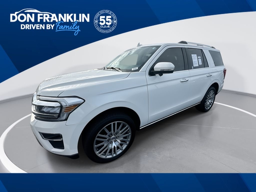 2023 Ford Expedition Limited's photo