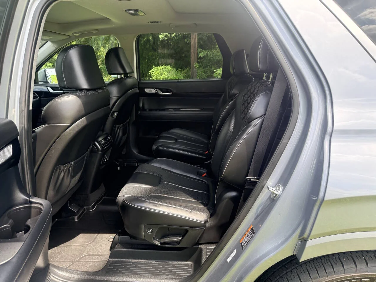 Used 2021 Gray Hyundai Limited 4dr SUV image 27