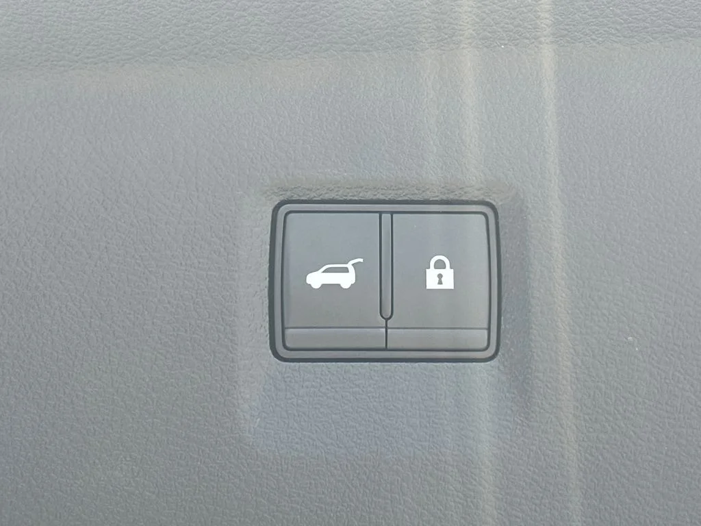 Certified Used 2026 White INFINITI SPORT image 16