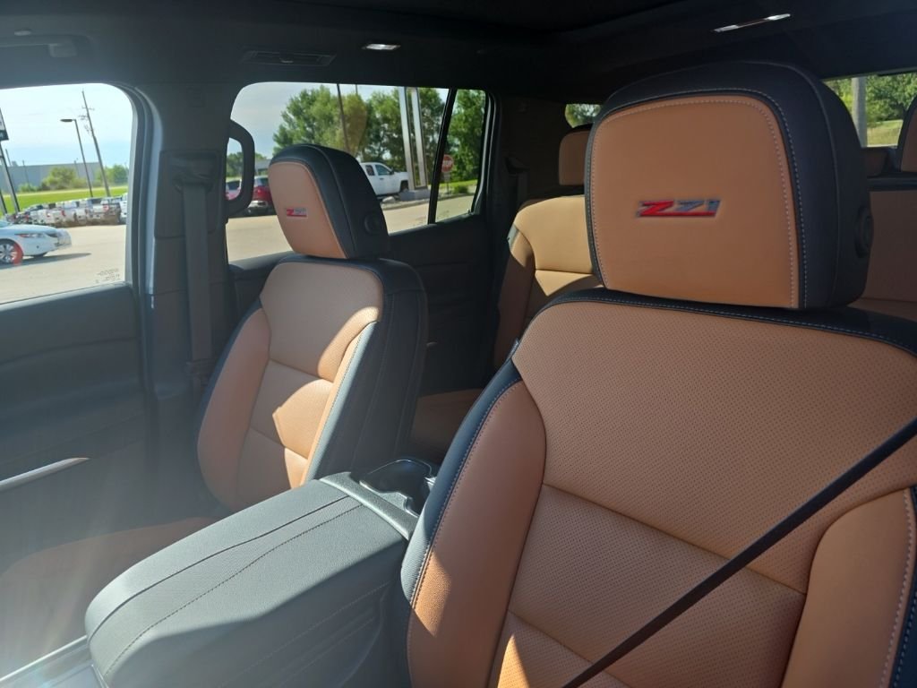 New 2027 Beige Chevrolet Z71 image 46