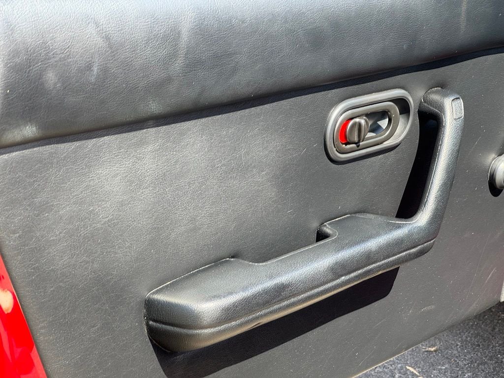 Used 1990 Classic Red Mazda Base image 8