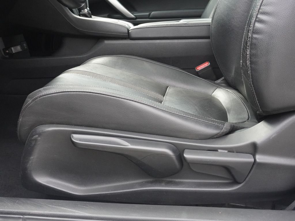 Used 2019  Honda Touring image 25