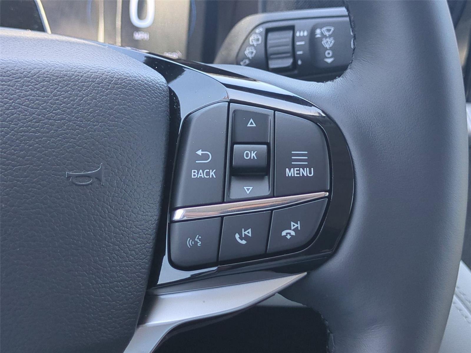 New 2026 Carbonized Gray Metallic Ford Platinum™ image 21