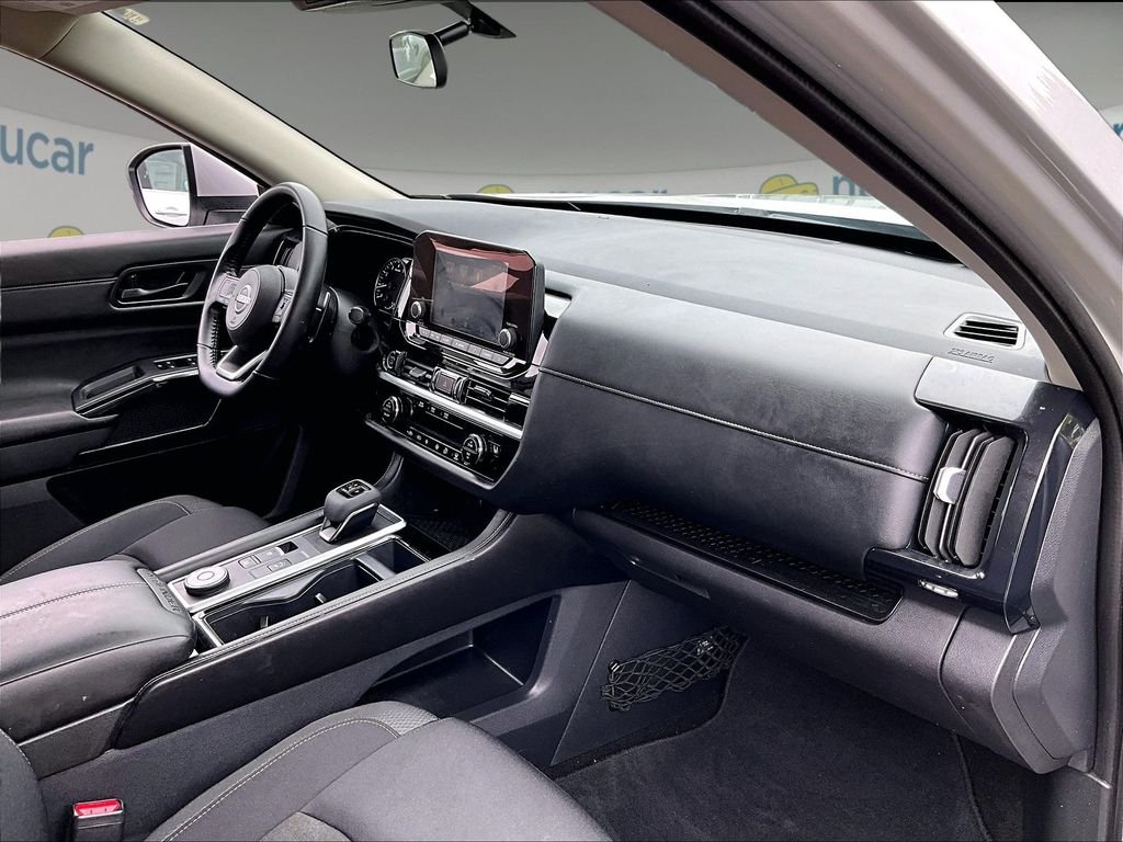 Used 2024 Silver Nissan SV image 14