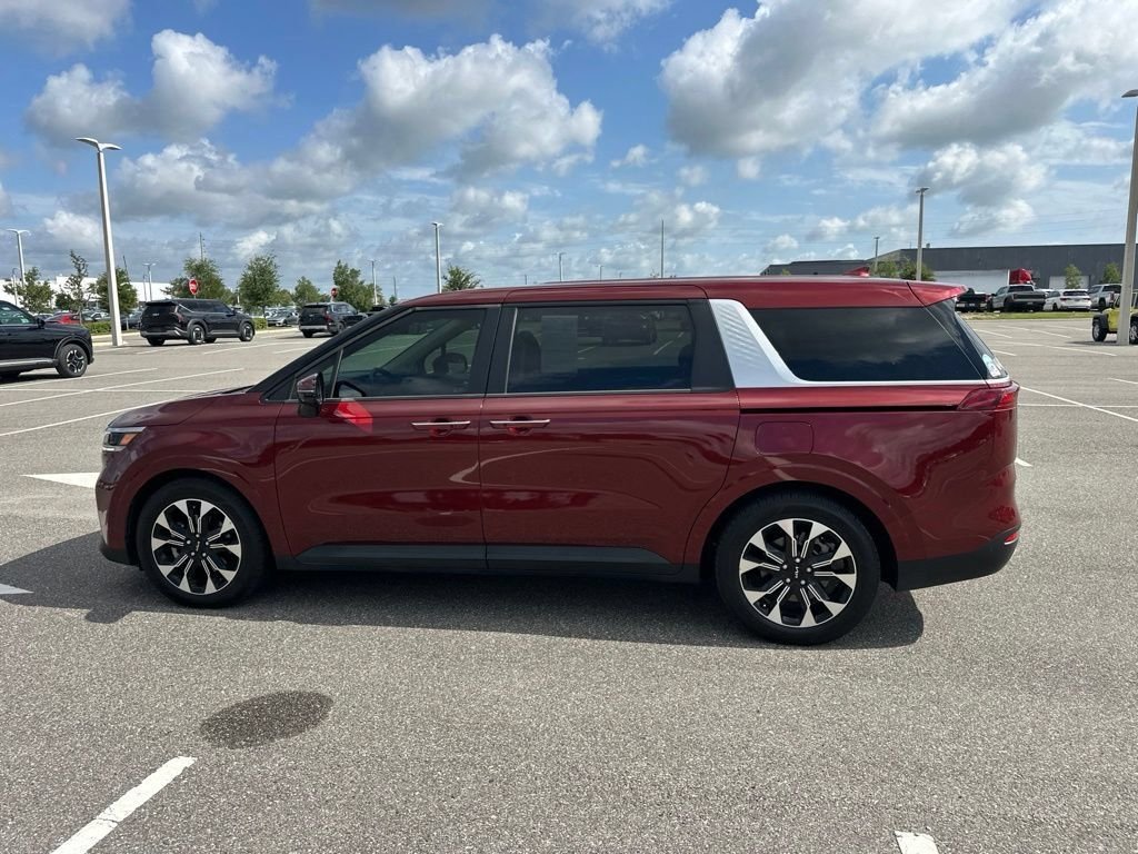Used 2023 Red Kia EX image 11