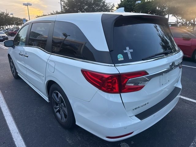 Used 2019 White Honda Touring image 4