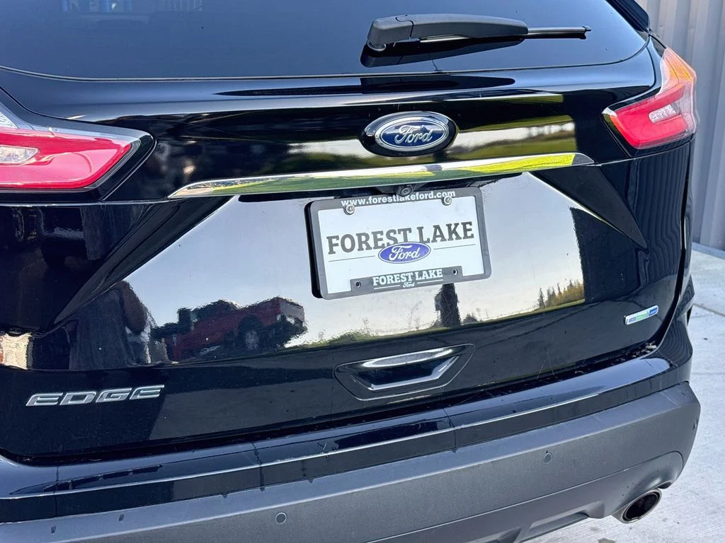 Certified Used 2020 Agate Black Ford SE image 20