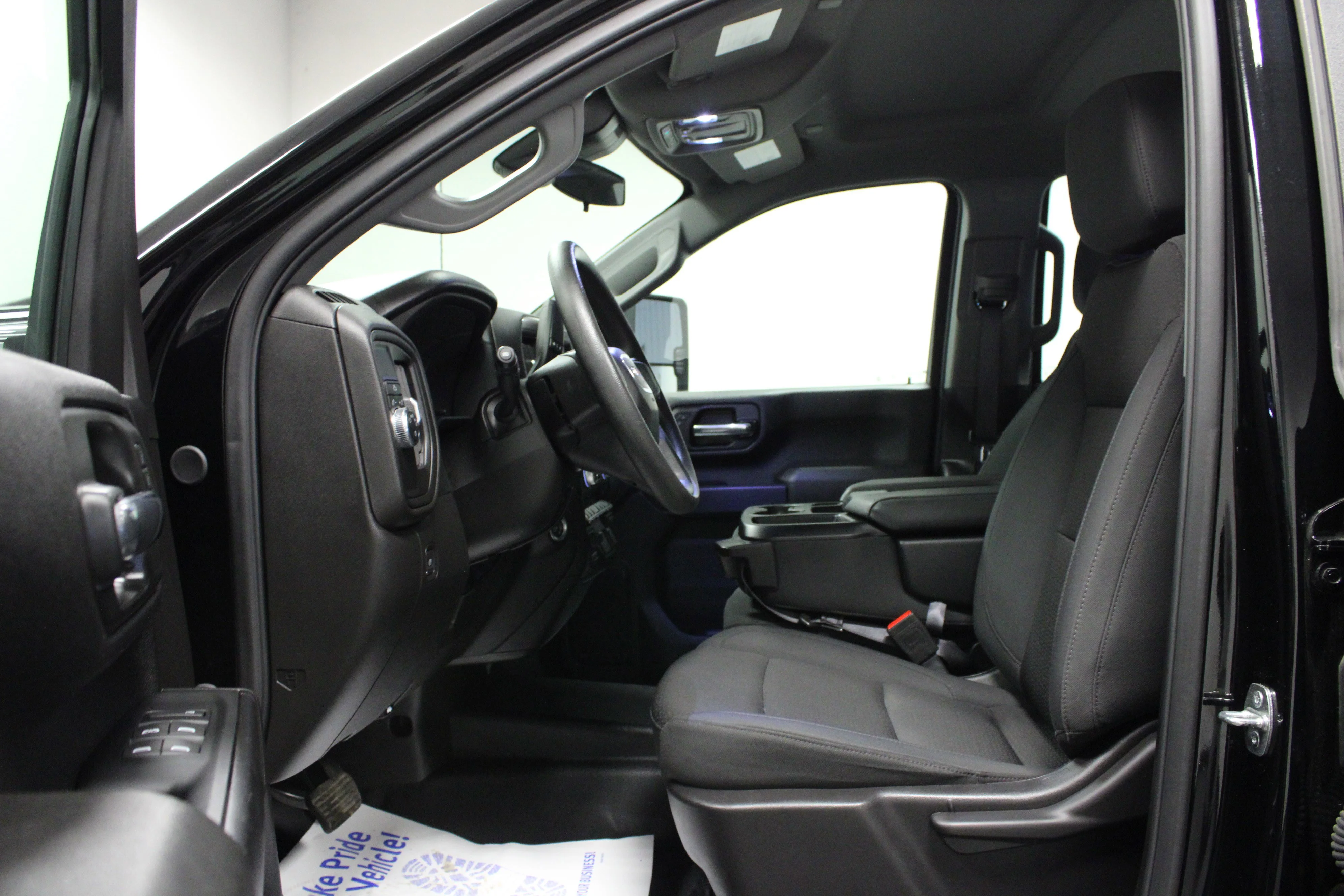 2024 GMC Sierra 3500HD Pro - Photo 11