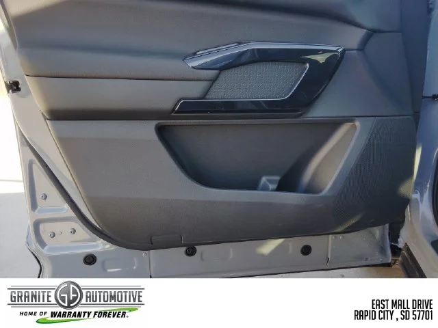 New 2026 Boulder Gray Pearl Nissan Platinum image 10