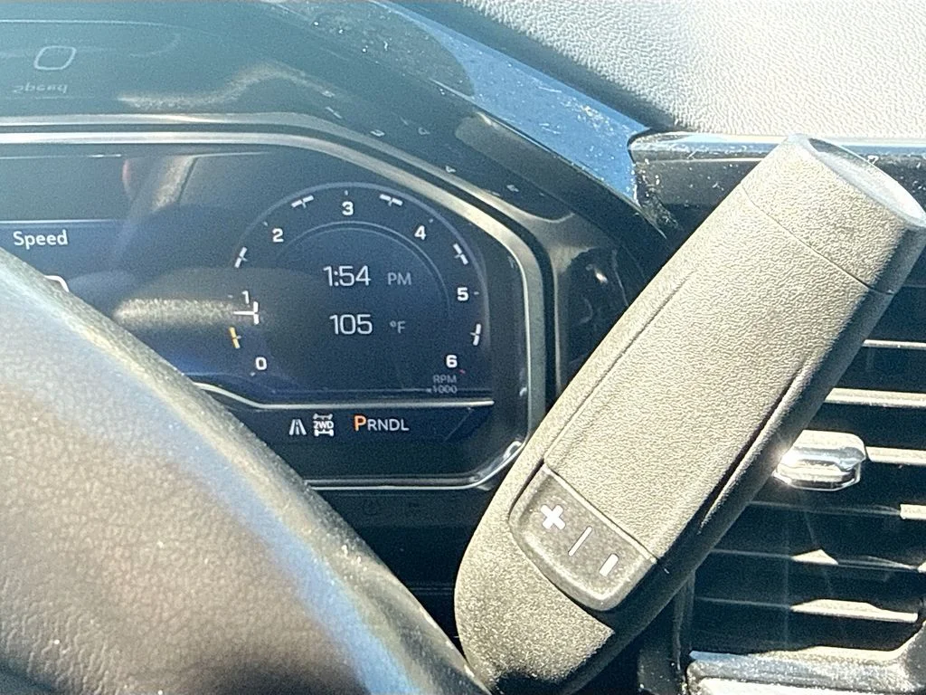 Used 2022 Black Chevrolet LT image 18