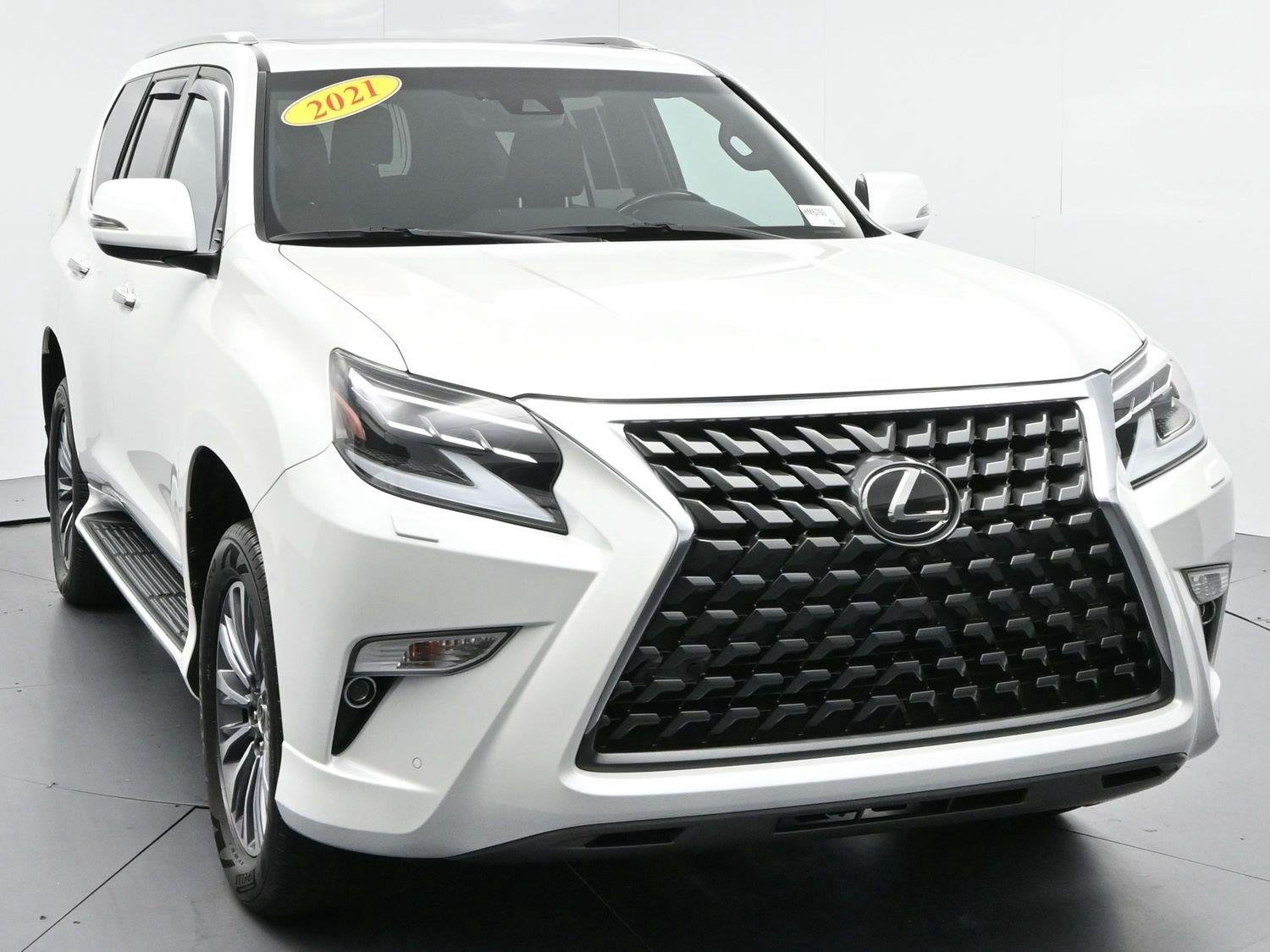 Used 2021 Starfire Pearl Lexus GX 460 Luxury image 2