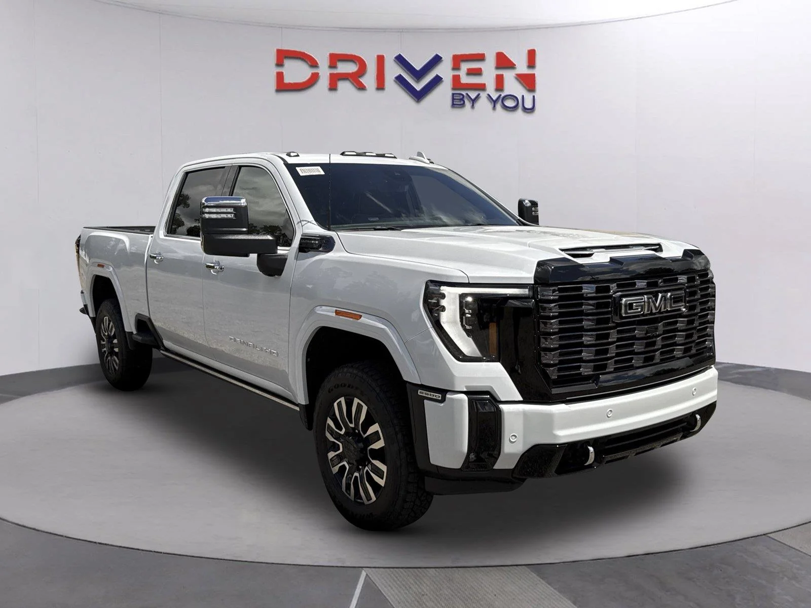 New 2026 Glacier White Tricoat GMC Denali Ultimate image 2